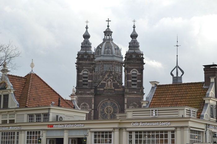 Amsterdam, Sint Nicolaaskerk - Carotellstheworld